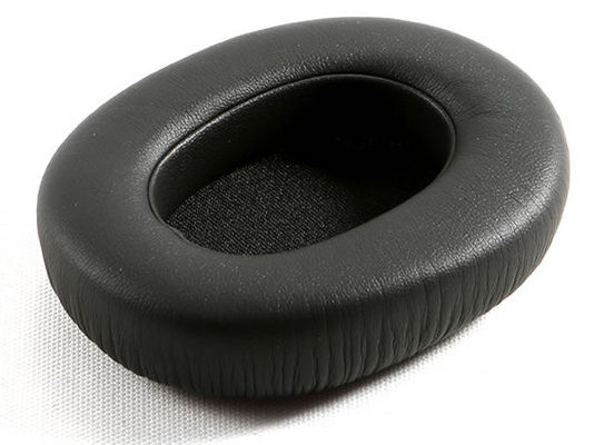 noise-canceling ear pad black colour accessories  for the headphone  wired earphones blue tooth headphone