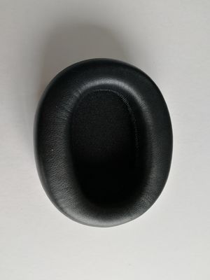 noise-canceling ear pad black colour accessories  for the headphone  wired earphones blue tooth headphone