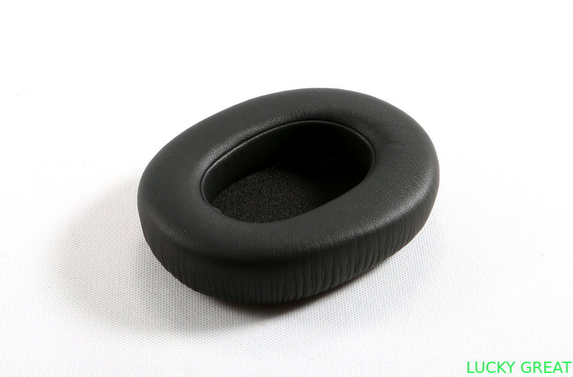 noise-canceling ear pad black colour accessories  for the headphone  wired earphones blue tooth headphone