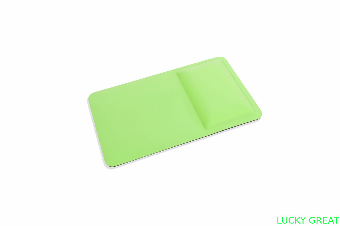 Ergonomic cooling gel soft mouse pad with cooling-gel infused memory foam palm rest
